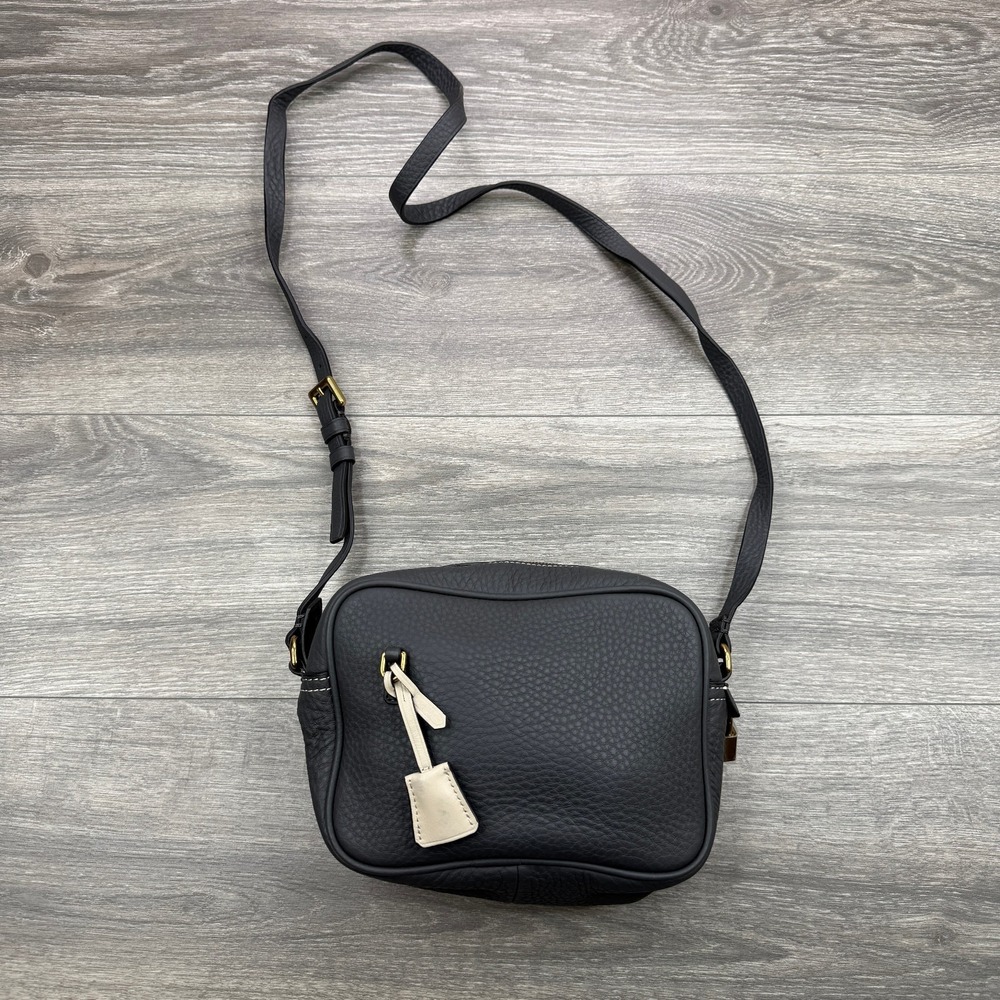 J.Crew Signet Camera Bag Black Pebbled Leather Crossbody Purse Gold Lock Key